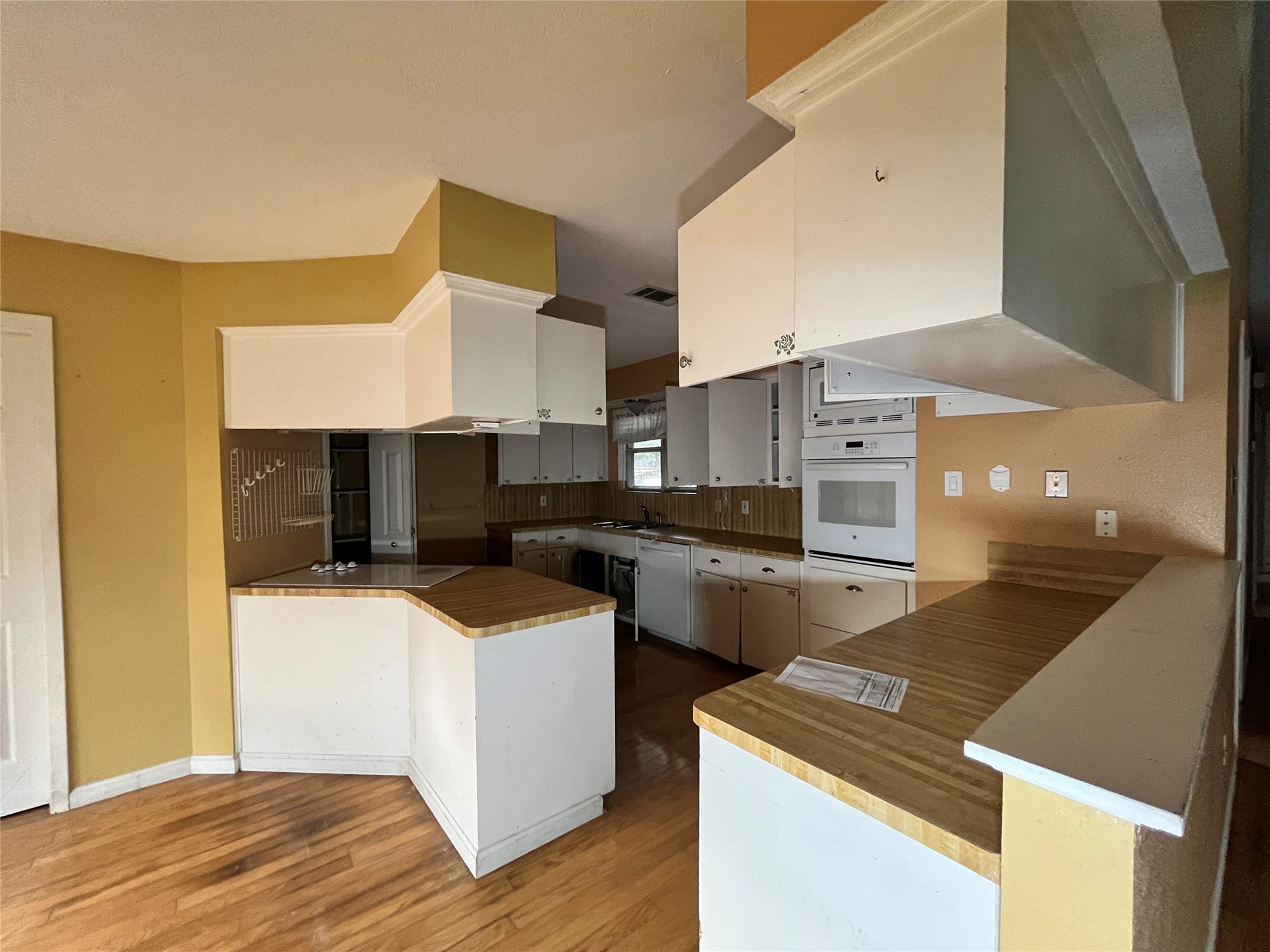 2019 Southwood Drive, Woodbranch, TX 77357 2019 Southwood Drive, Woodbranch, TX 77357