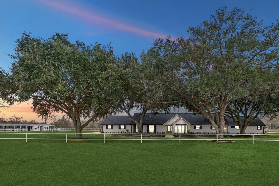 Property photo for 6911 Oak Lane, Fulshear, TX