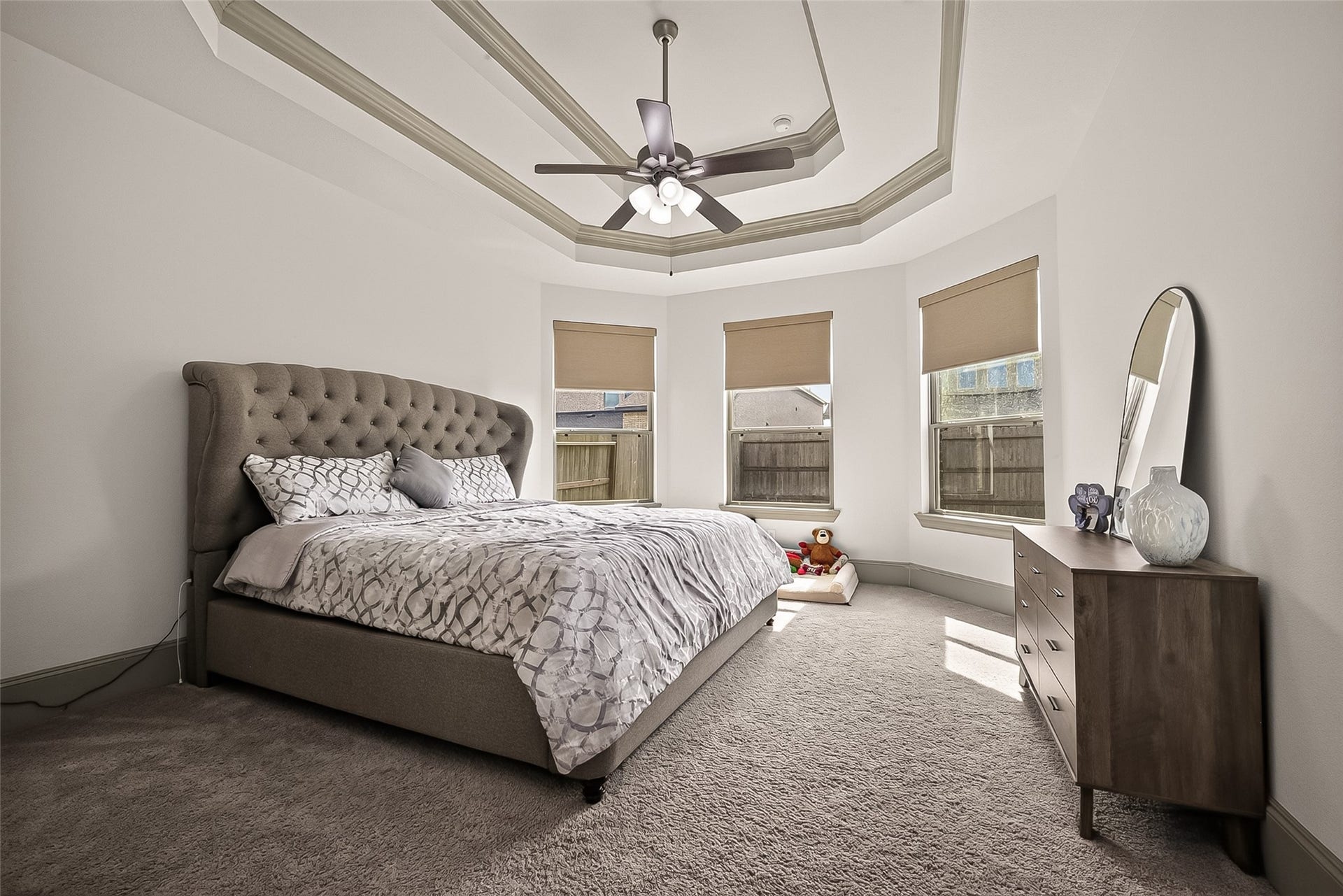 2225 Bellano Bay Drive, La Marque, TX 77568 2225 Bellano Bay Drive, La Marque, TX 77568