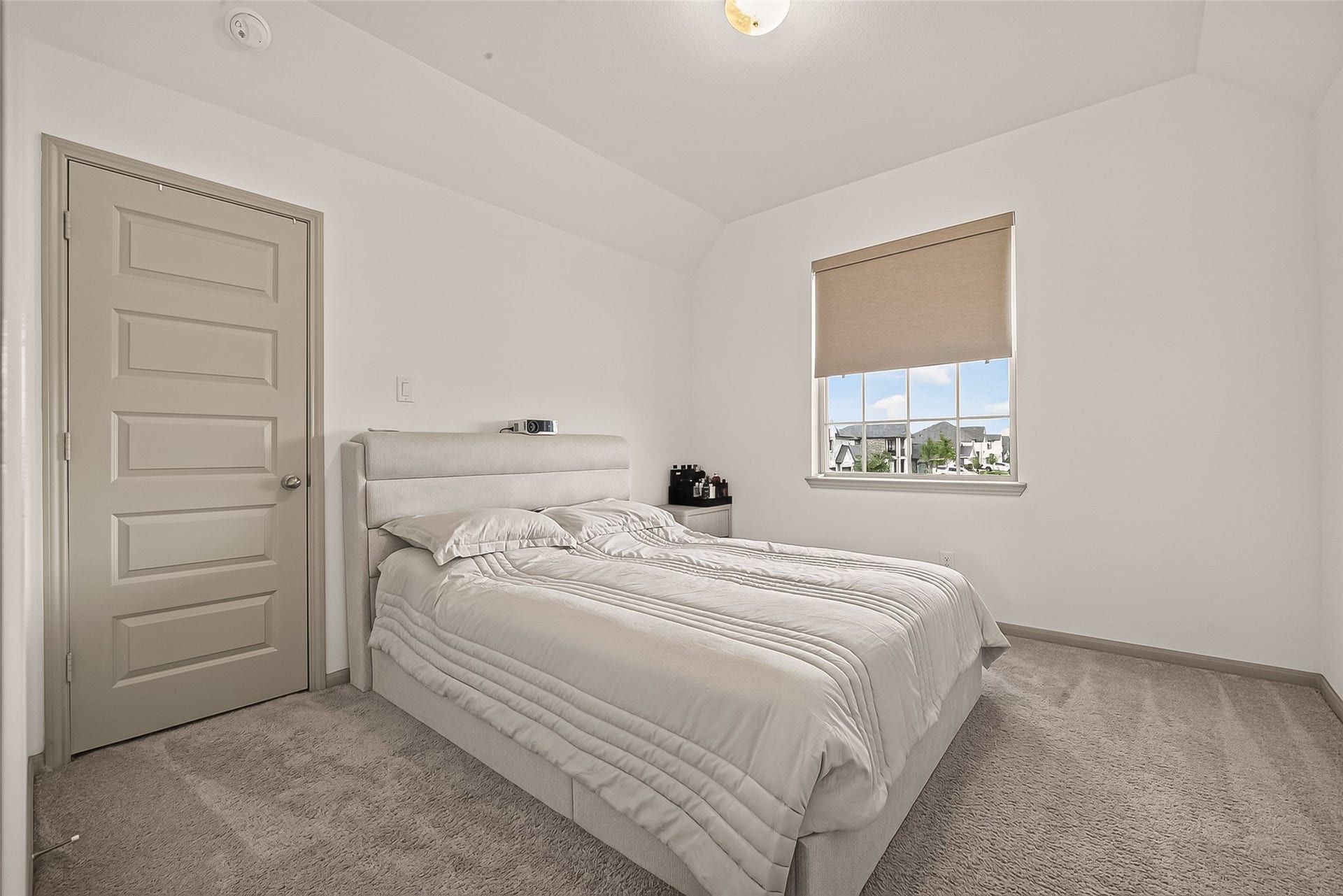2225 Bellano Bay Drive, La Marque, TX 77568 2225 Bellano Bay Drive, La Marque, TX 77568