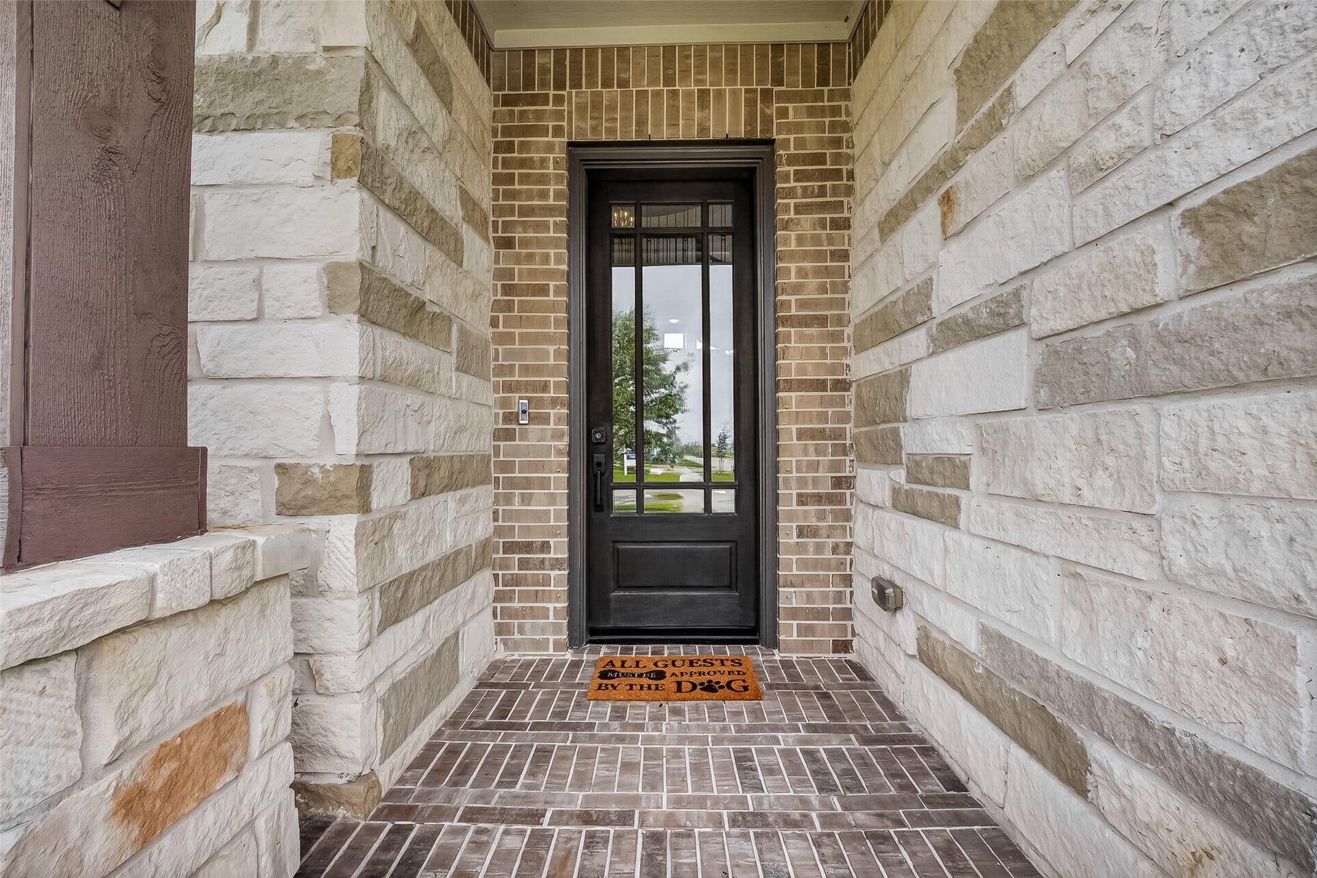 2225 Bellano Bay Drive, La Marque, TX 77568 2225 Bellano Bay Drive, La Marque, TX 77568