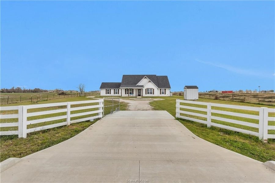 Property photo for 36244 Cochran Road, Waller, TX