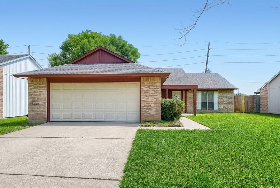 Property photo for 6923 Jeb Stuart Drive, Richmond, TX