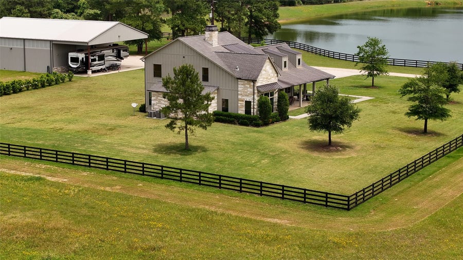 Property photo for 2835 Stapleton, Magnolia, TX