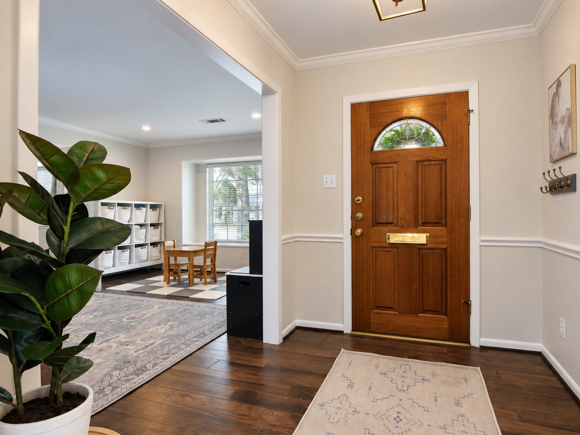 5611 Cheena Drive, Houston, TX 77096 5611 Cheena Drive, Houston, TX 77096
