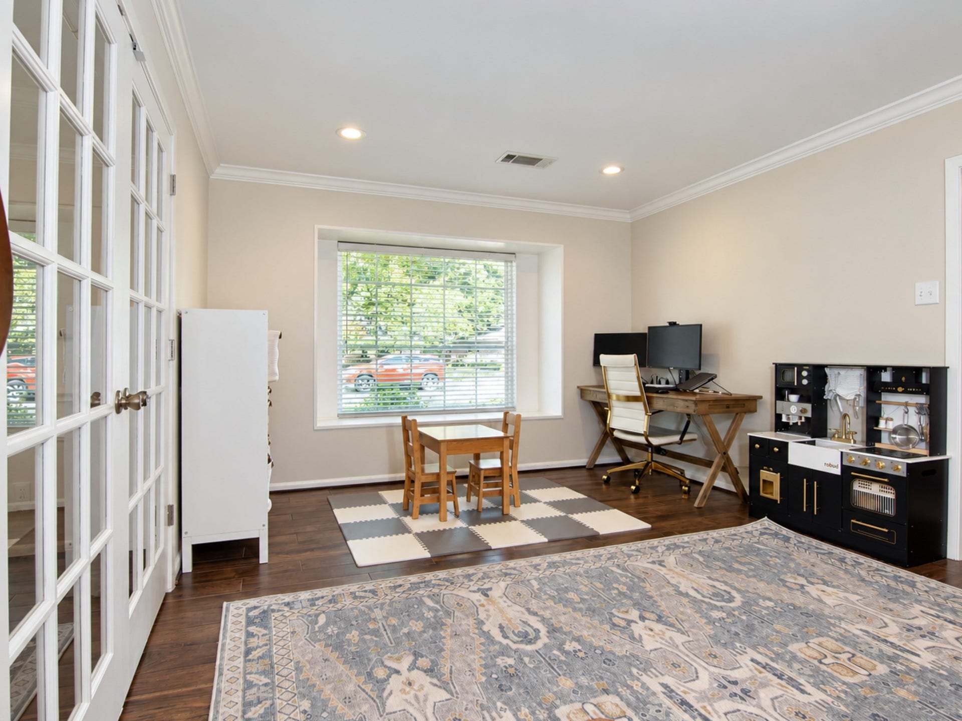 5611 Cheena Drive, Houston, TX 77096 5611 Cheena Drive, Houston, TX 77096