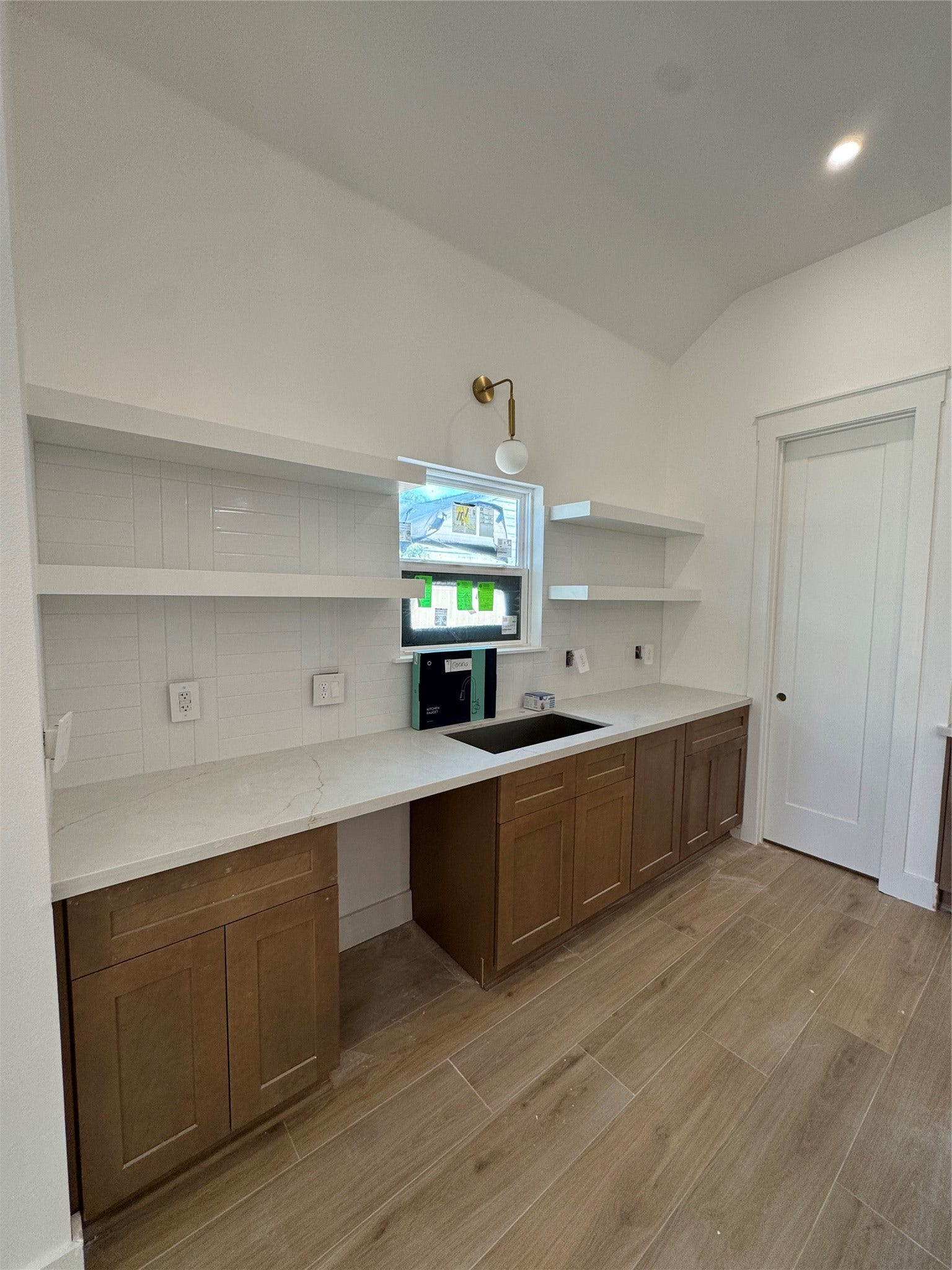 16019 Echo Hill Drive, Houston, TX 77059 16019 Echo Hill Drive, Houston, TX 77059