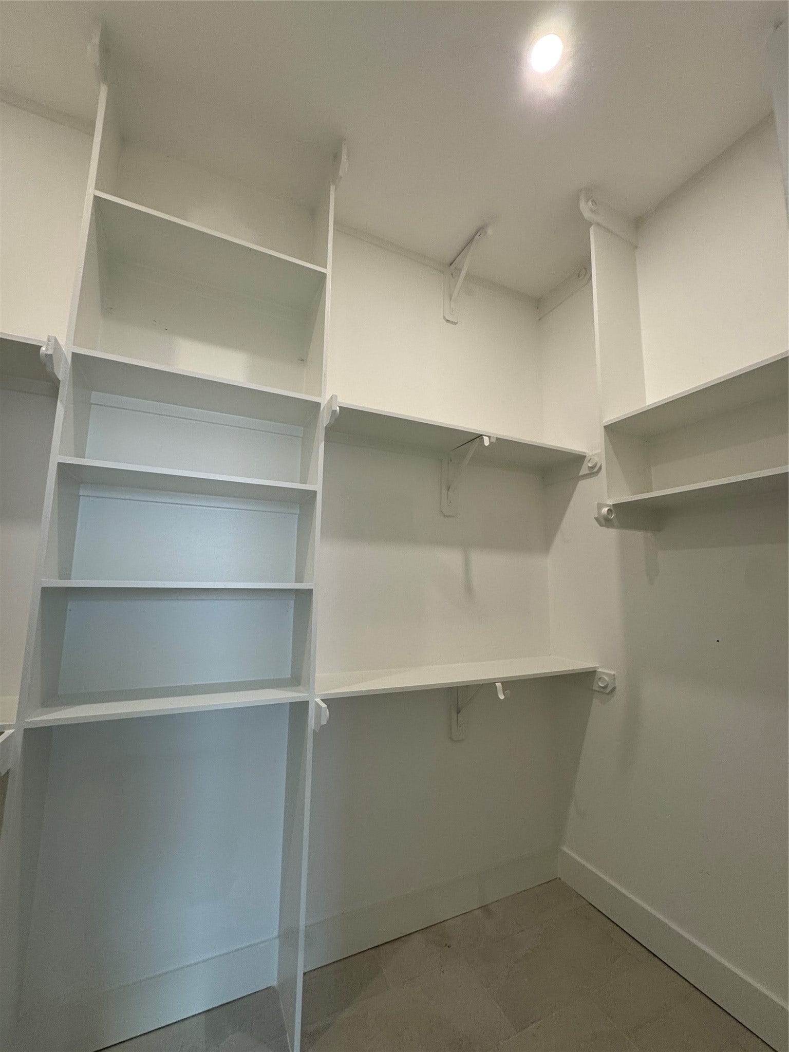 16019 Echo Hill Drive, Houston, TX 77059 16019 Echo Hill Drive, Houston, TX 77059