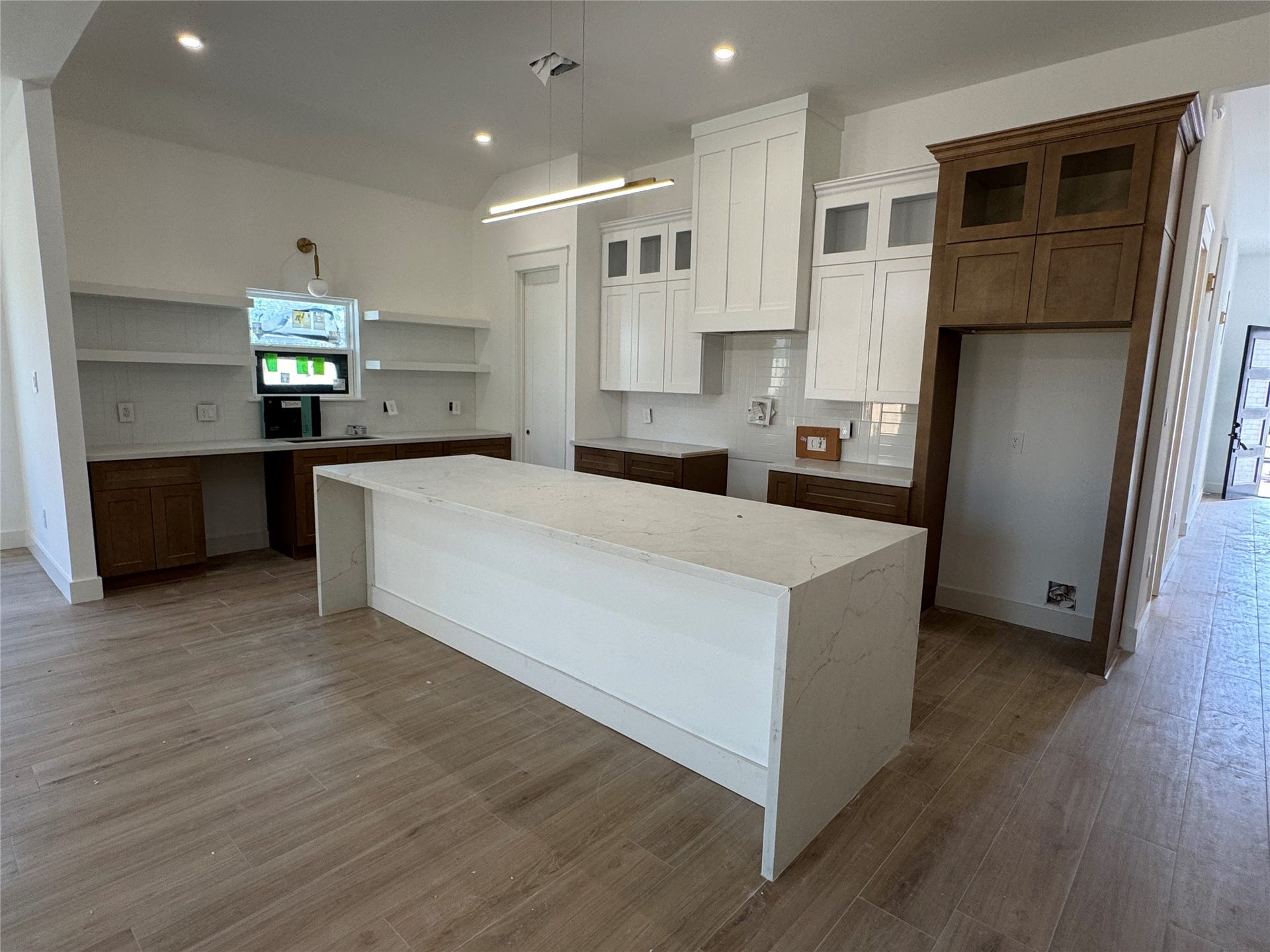 16019 Echo Hill Drive, Houston, TX 77059 16019 Echo Hill Drive, Houston, TX 77059