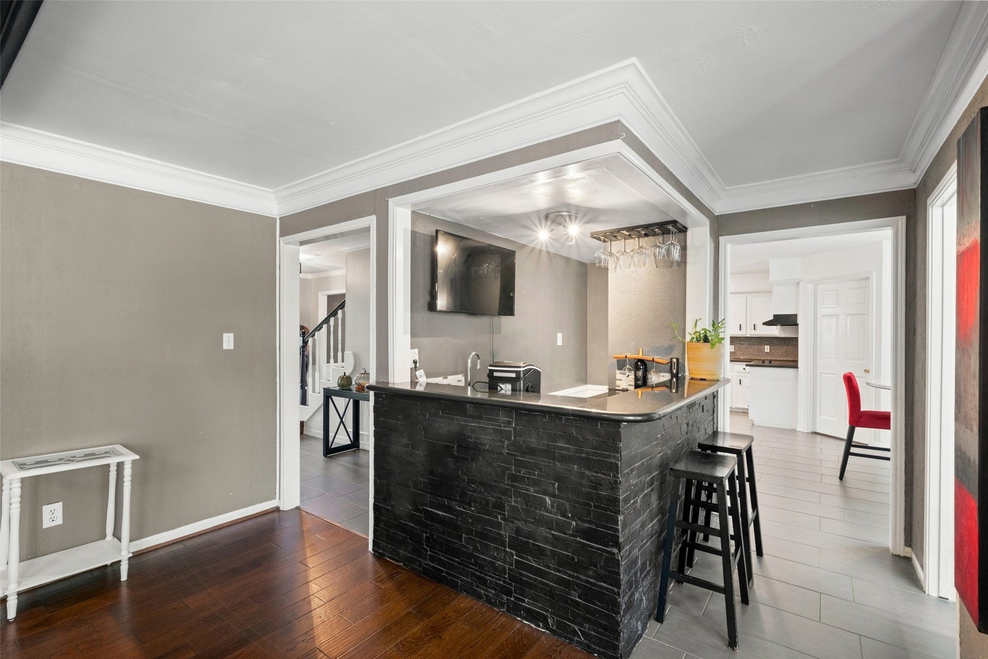 1806 Saddlecreek Drive, Houston, TX 77090 1806 Saddlecreek Drive, Houston, TX 77090