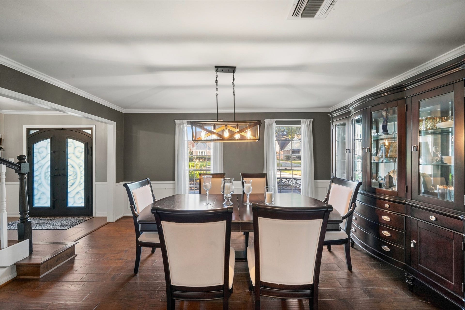 1806 Saddlecreek Drive, Houston, TX 77090 1806 Saddlecreek Drive, Houston, TX 77090
