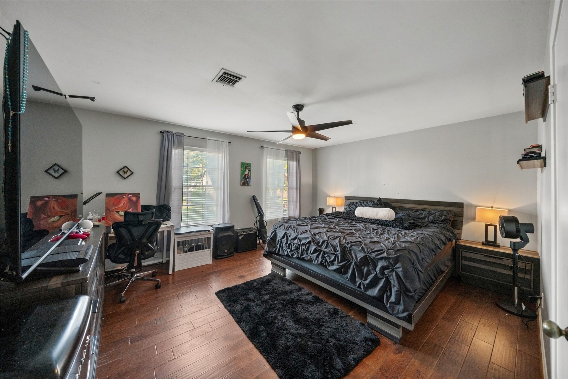 1806 Saddlecreek Drive, Houston, TX 77090 1806 Saddlecreek Drive, Houston, TX 77090