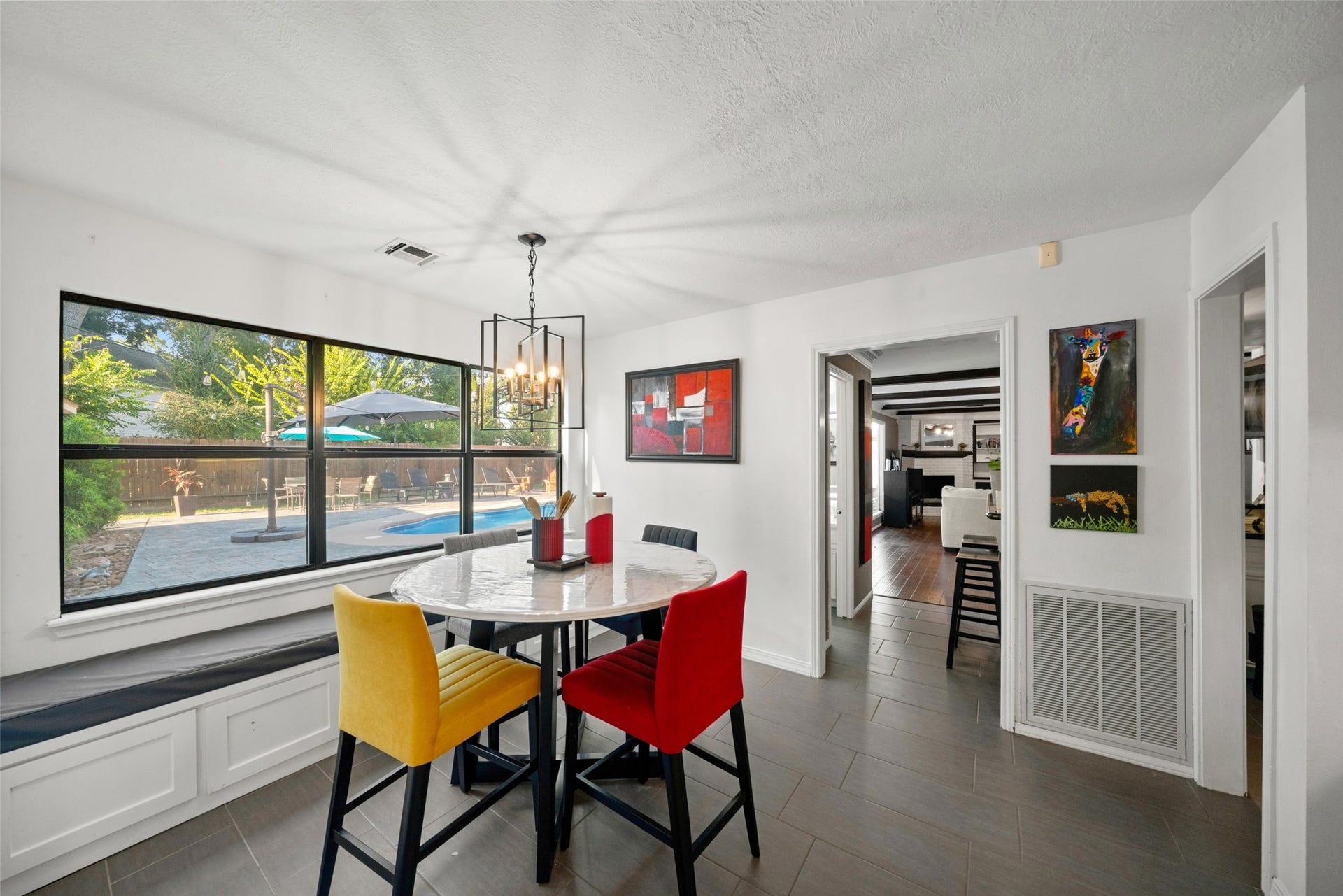 1806 Saddlecreek Drive, Houston, TX 77090 1806 Saddlecreek Drive, Houston, TX 77090
