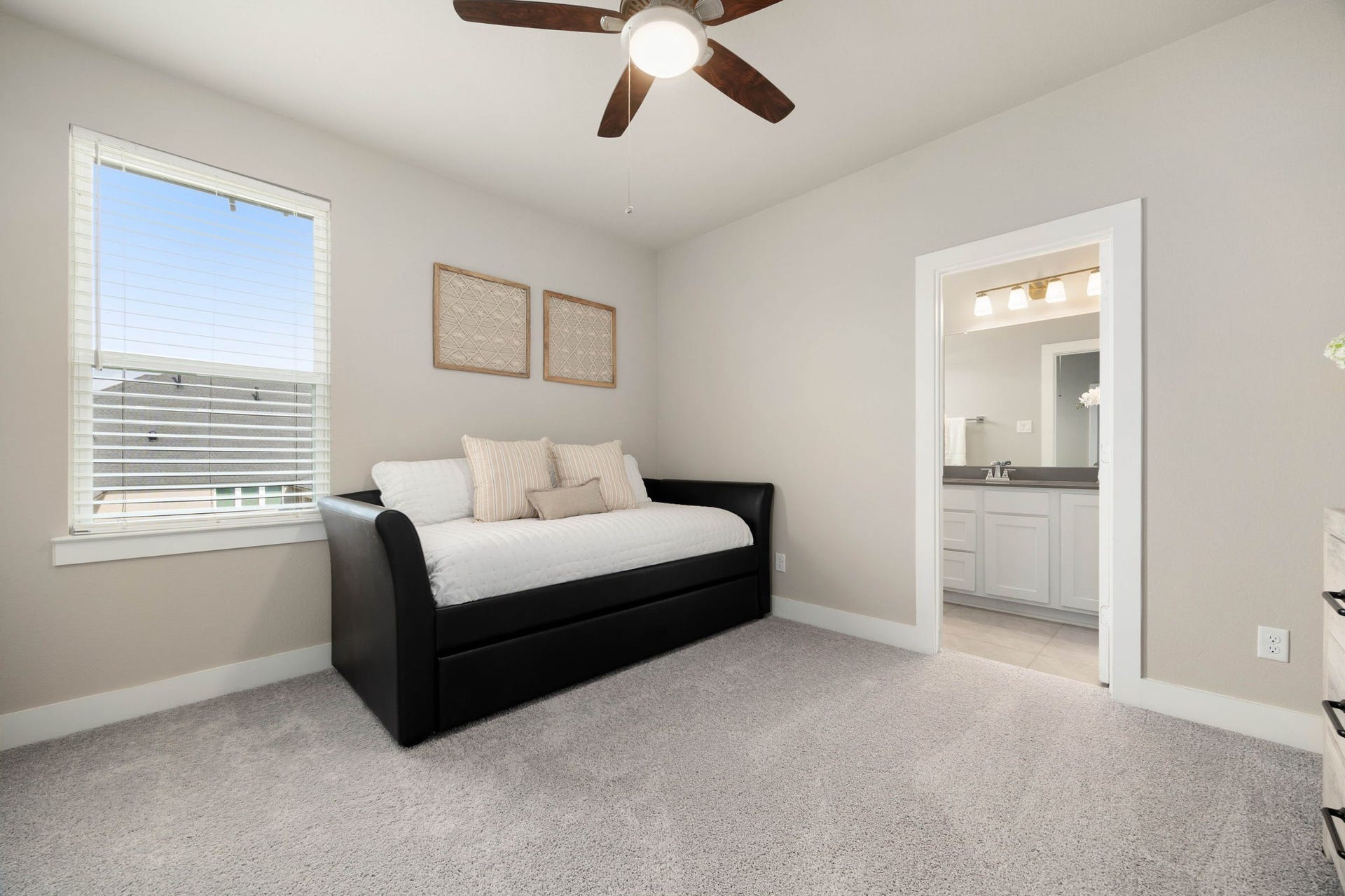 29559 Fulshear Lake Trace, Fulshear, TX 77406 Ensuite Bathroom #5