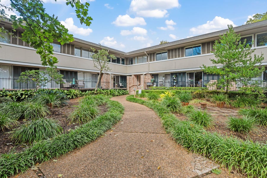 Property photo for 642 S Ripple Creek Drive, #642, Houston, TX