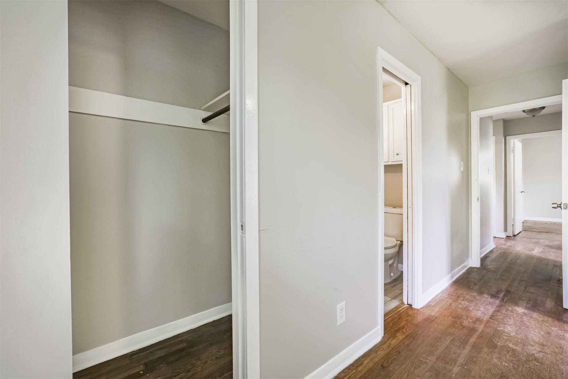 Primary has walk in closet