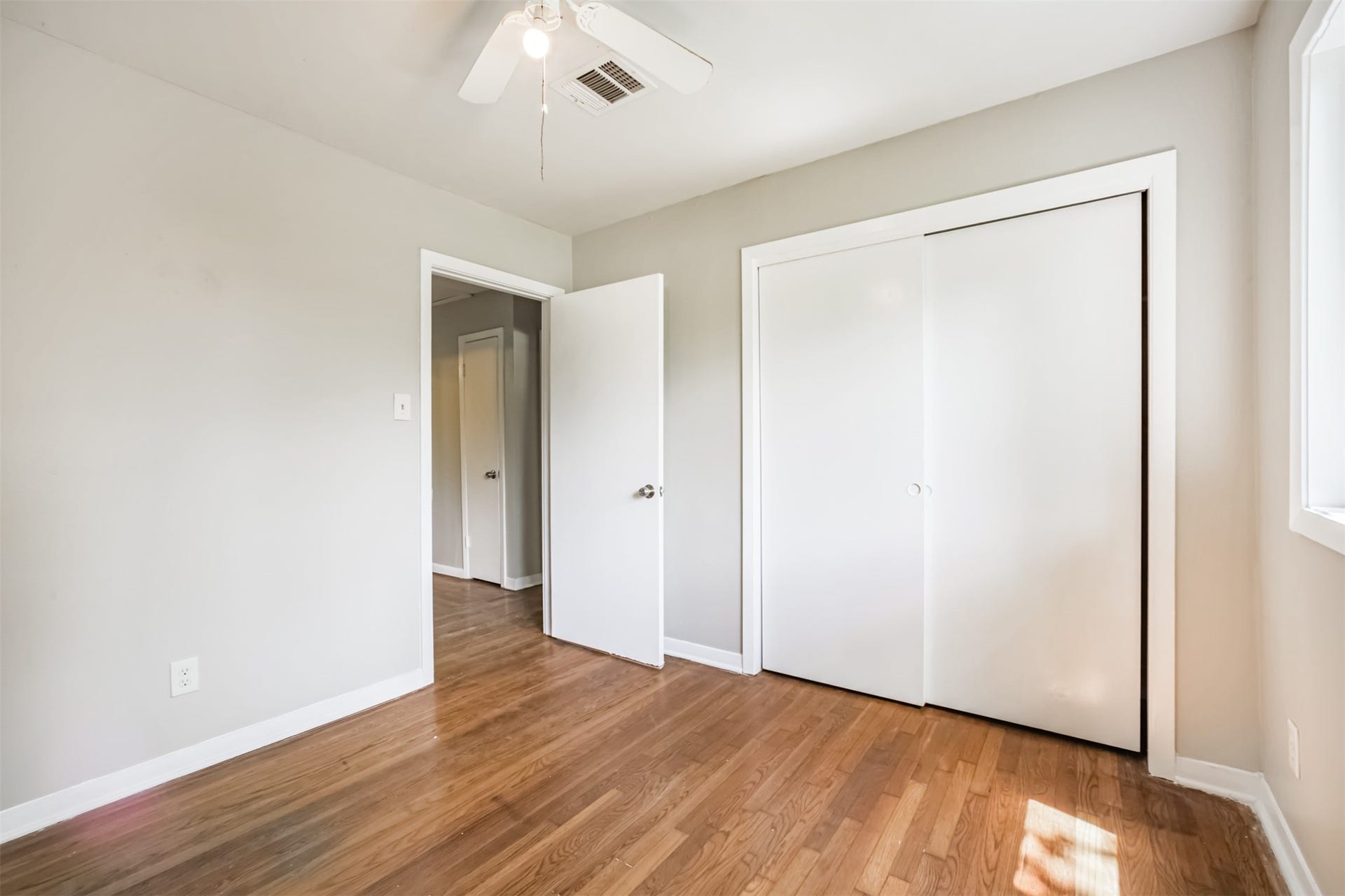 Bedrooms have good size closets!