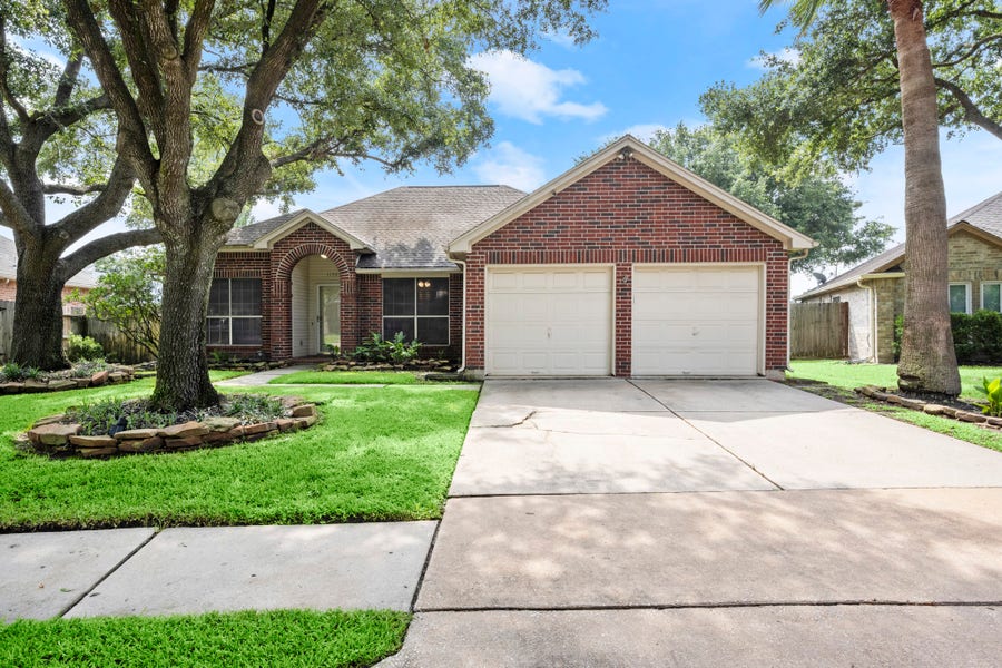 Property photo for 11307 Travelers Way Circle, Houston, TX