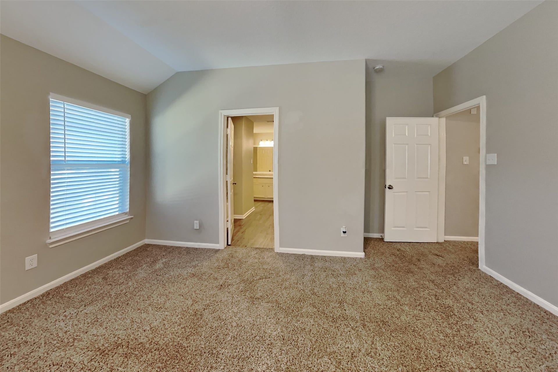 3512 White Oak Point Drive, Conroe, TX 77304 3512 White Oak Point Drive, Conroe, TX 77304