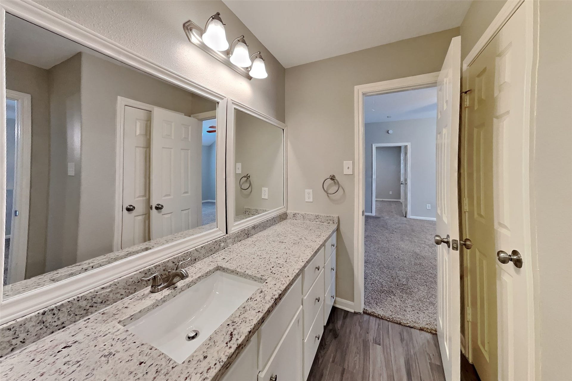 3512 White Oak Point Drive, Conroe, TX 77304 3512 White Oak Point Drive, Conroe, TX 77304