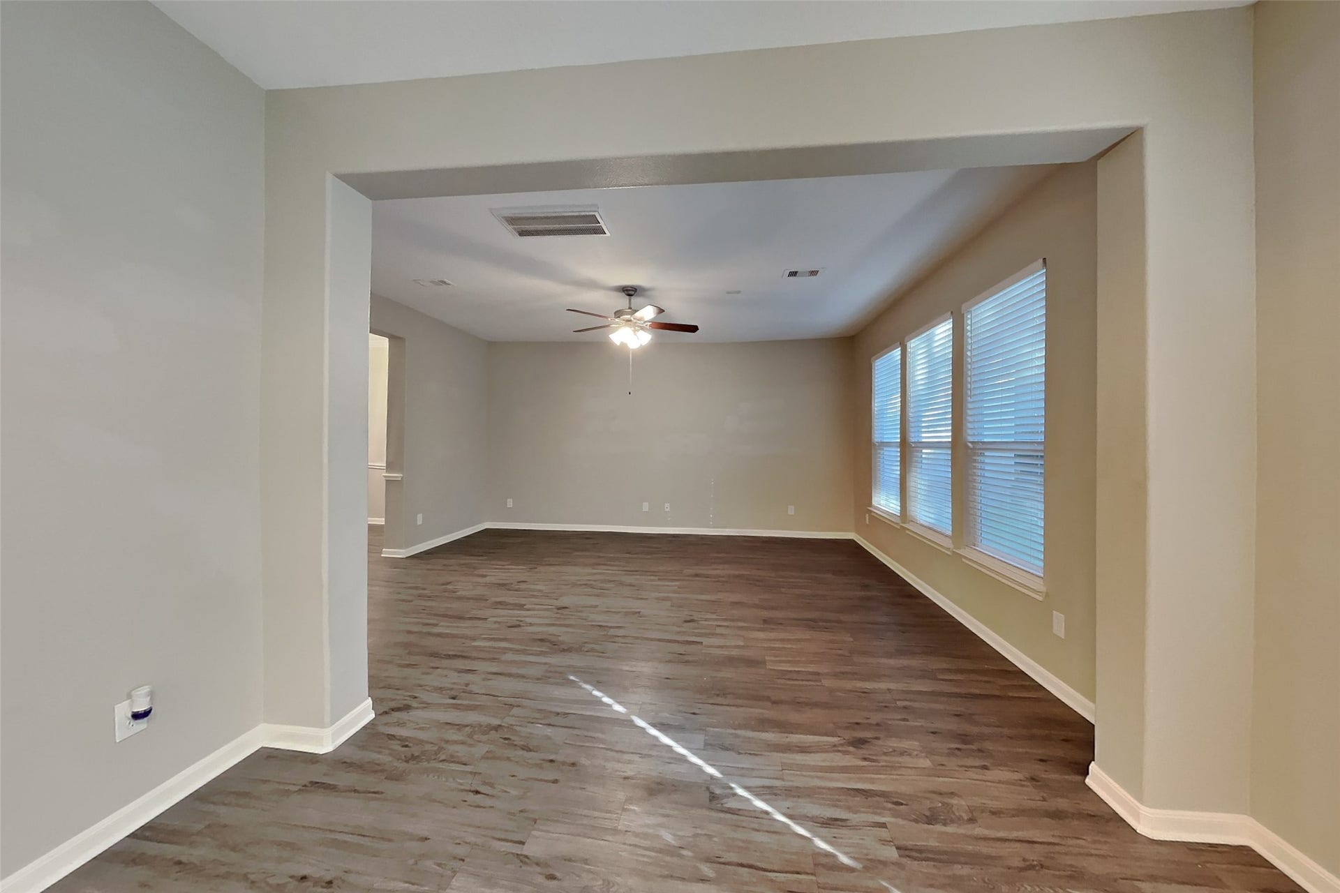3512 White Oak Point Drive, Conroe, TX 77304 3512 White Oak Point Drive, Conroe, TX 77304