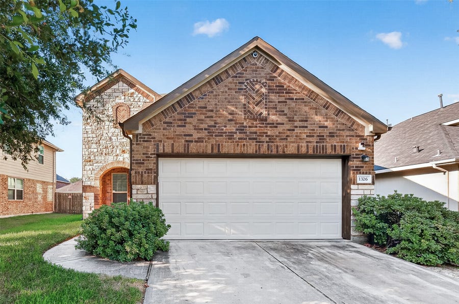 Property photo for 1326 Seagler Pond Lane, Houston, TX