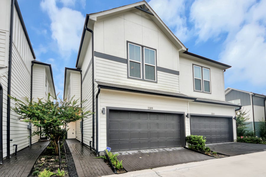 Property photo for 2319 Silva Park Lane, Houston, TX