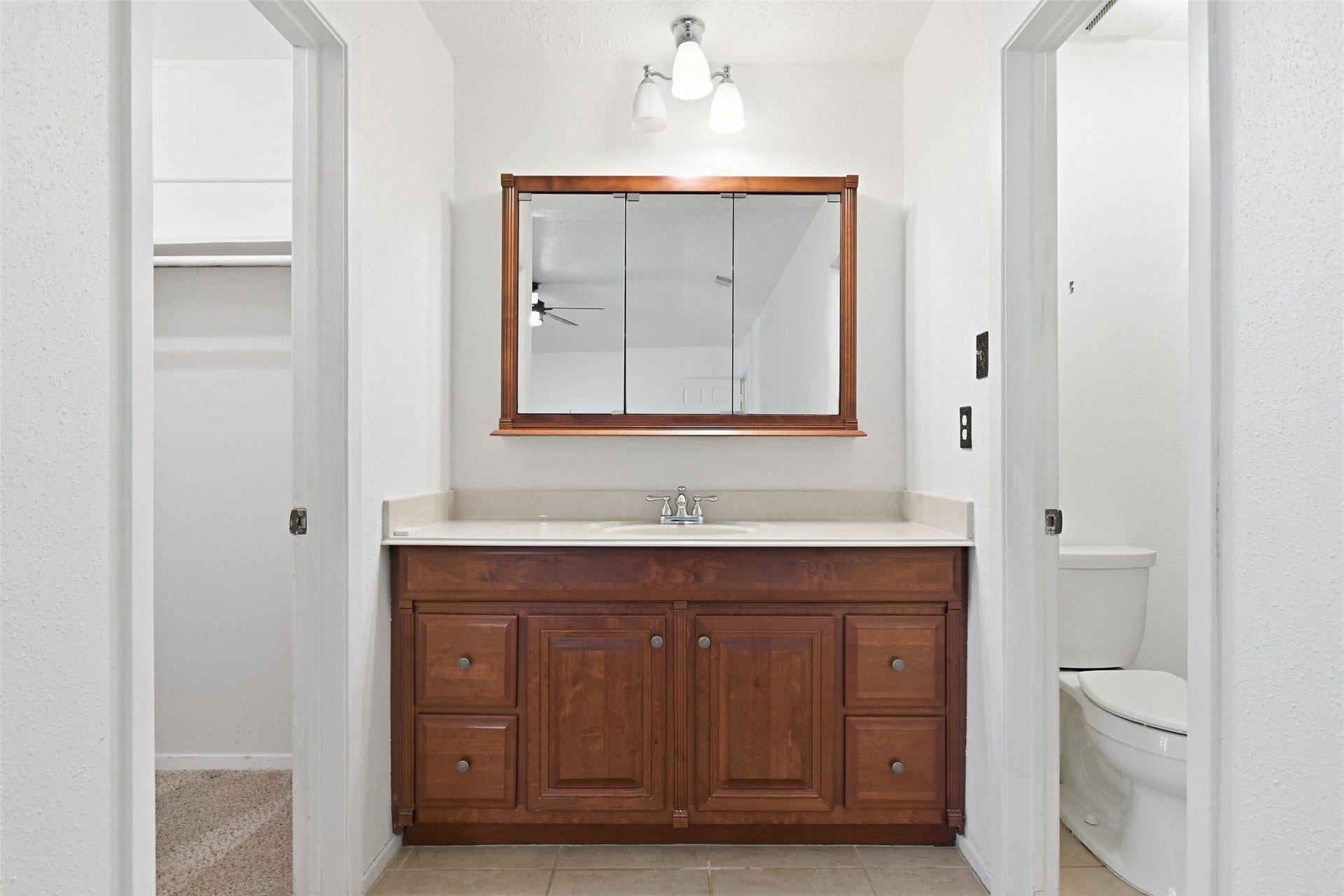 6129 Creekside Lane, League City, TX 77573 6129 Creekside Lane, League City, TX 77573