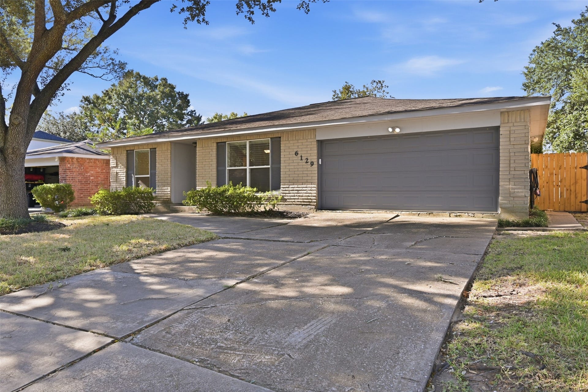 6129 Creekside Lane, League City, TX 77573 6129 Creekside Lane, League City, TX 77573