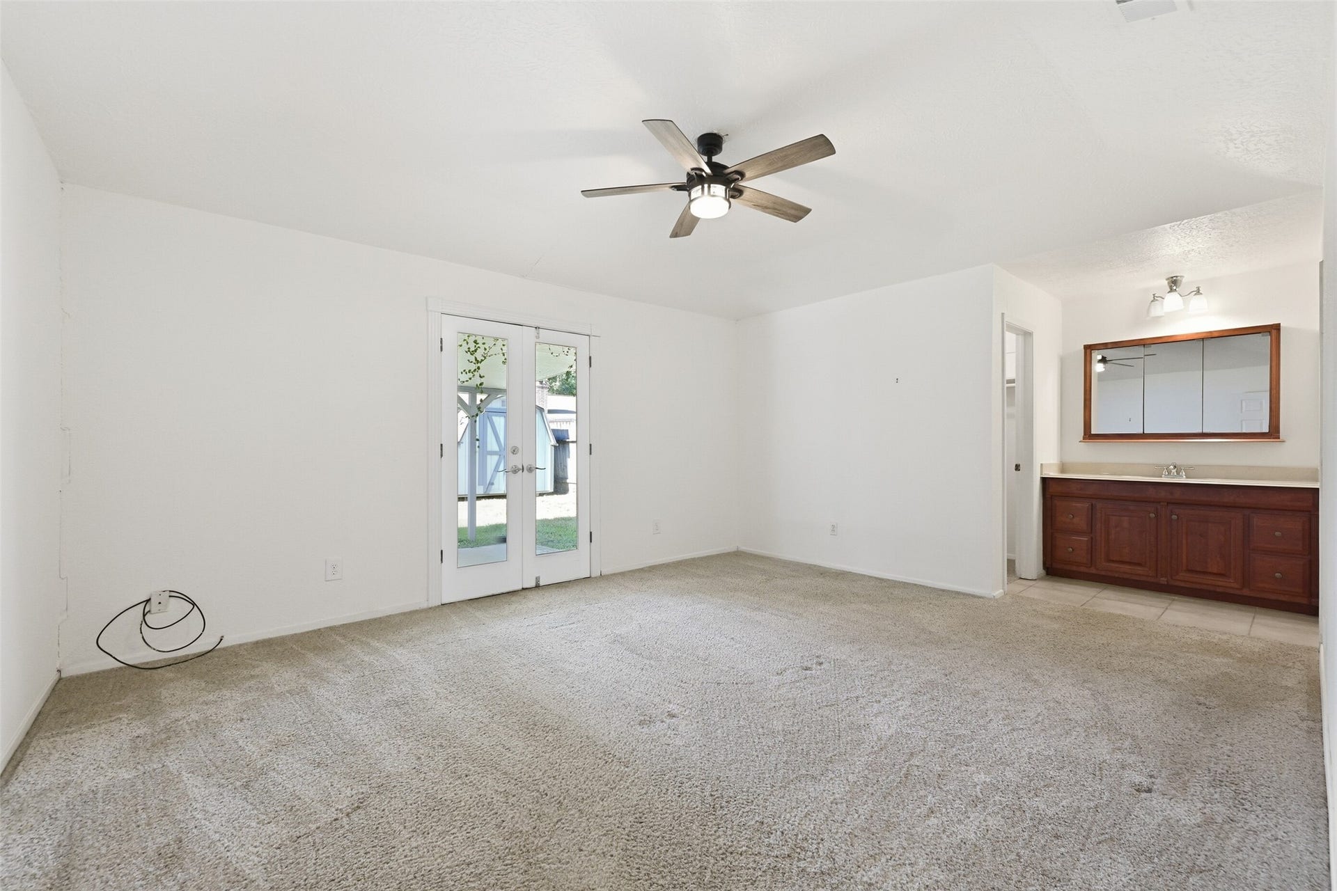 6129 Creekside Lane, League City, TX 77573 6129 Creekside Lane, League City, TX 77573