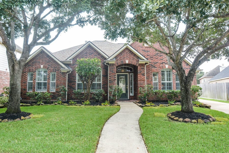 Property photo for 2735 Round Hill Court, Katy, TX