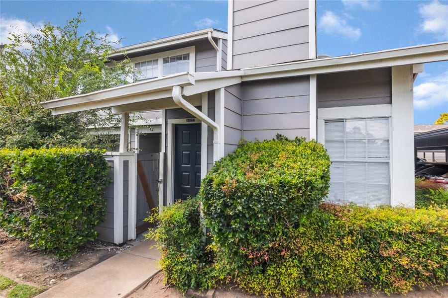 Property photo for 12227 Sandpiper Drive, #122, Houston, TX