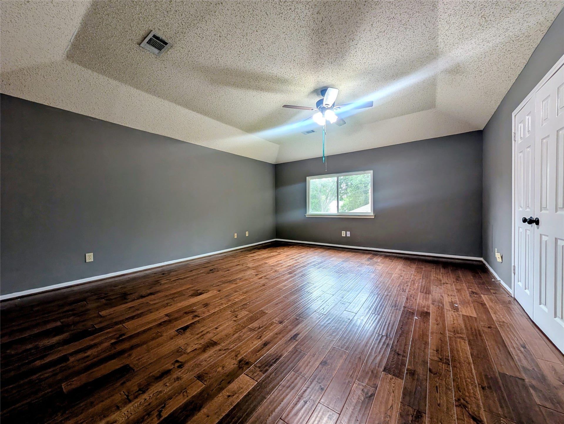 12506 Mill Ridge Drive, Cypress, TX 77429 Huge Primary Bedroom