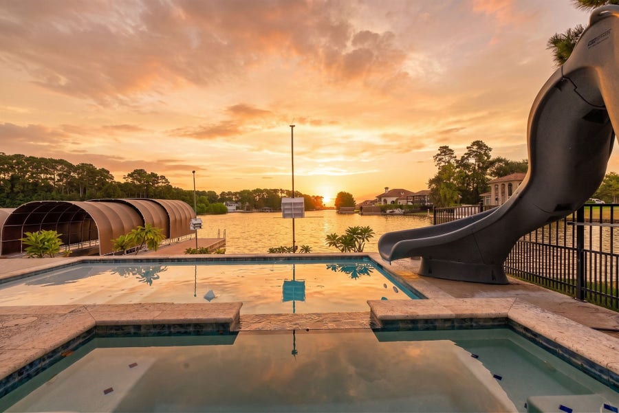 Property photo for 28560 Oaks On The Water, Montgomery, TX