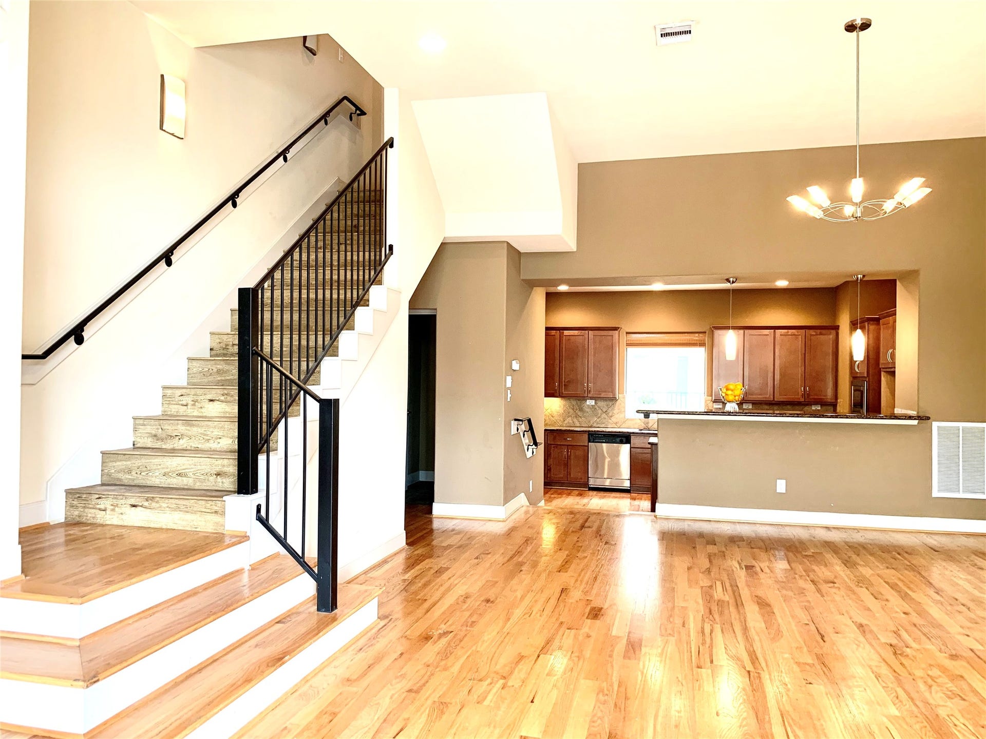 5231 Lillian Street, Houston, TX 77007