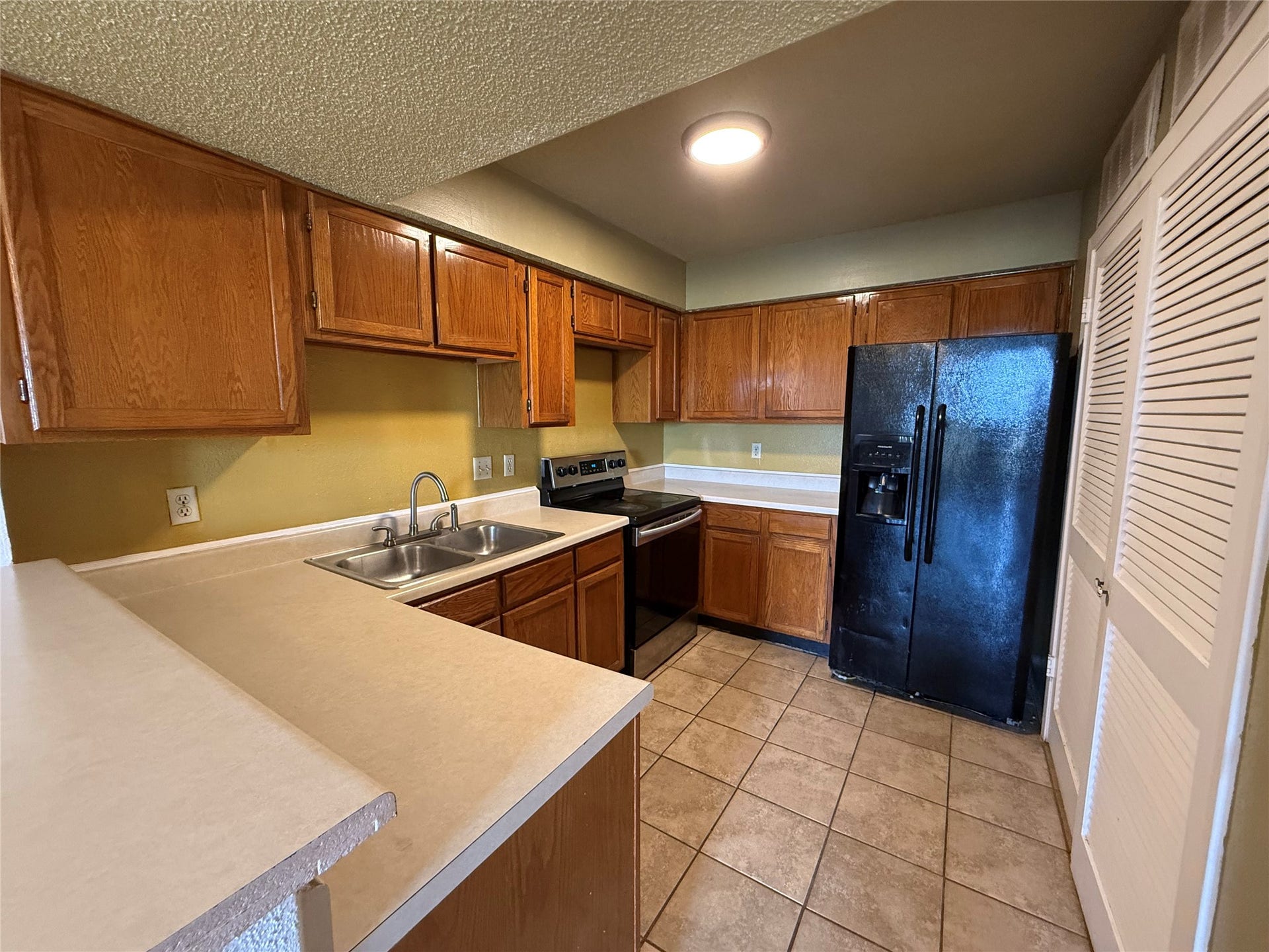10555 Turtlewood Court, #2011, Houston, TX 77072 10555 Turtlewood Court, #2011, Houston, TX 77072