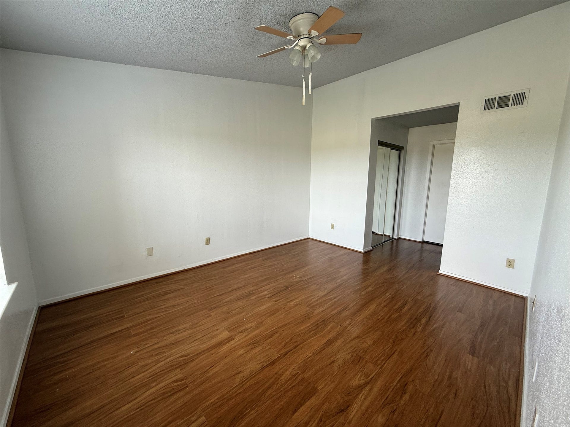 10555 Turtlewood Court, #2011, Houston, TX 77072 10555 Turtlewood Court, #2011, Houston, TX 77072
