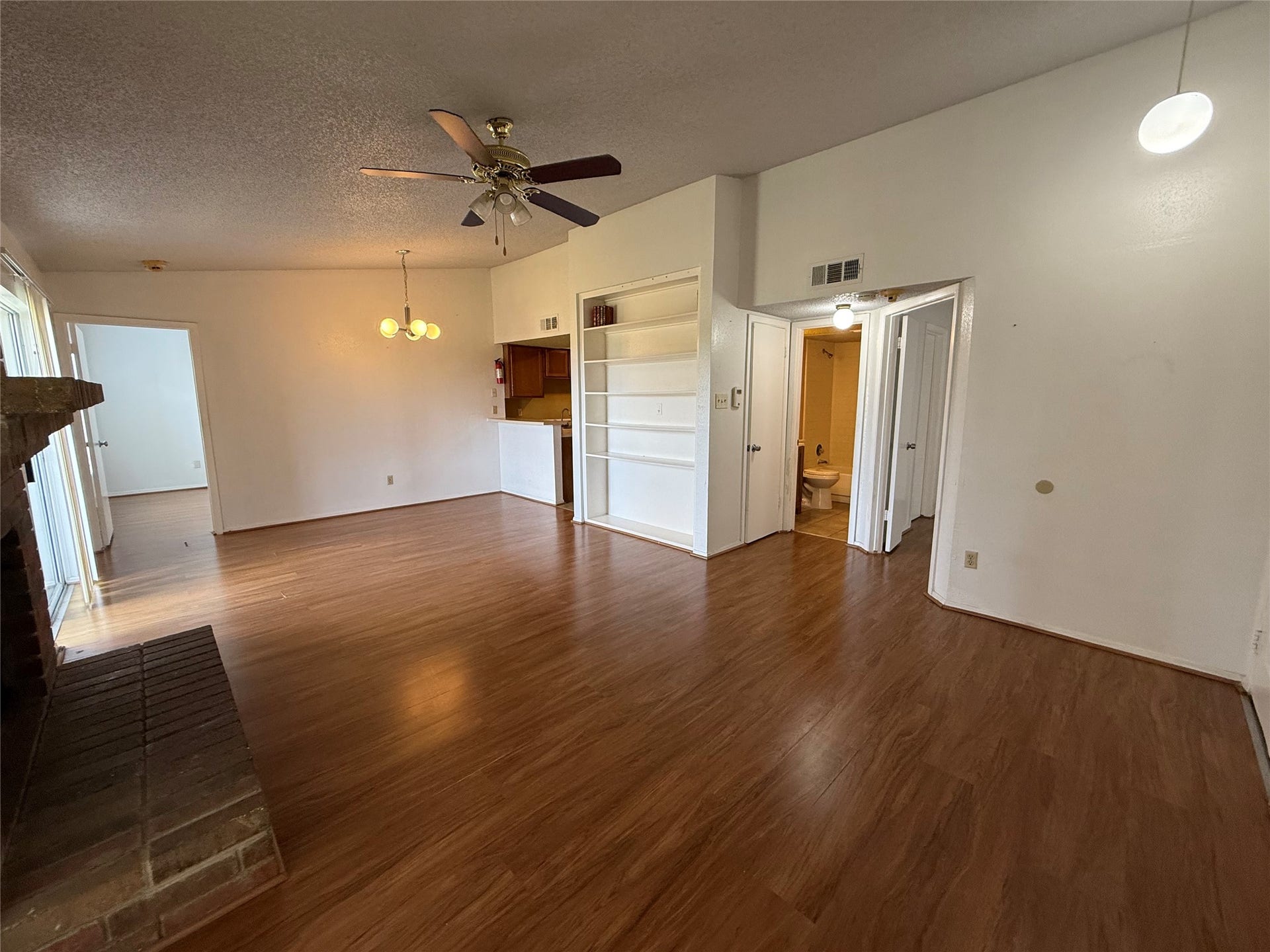 10555 Turtlewood Court, #2011, Houston, TX 77072 10555 Turtlewood Court, #2011, Houston, TX 77072
