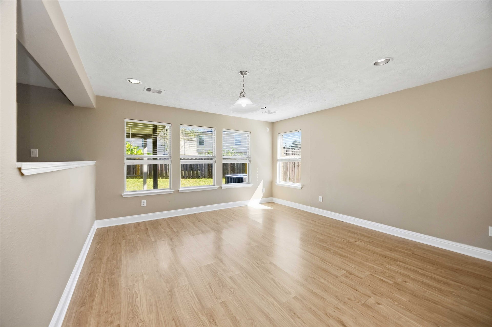 21366 Claretfield Court, Humble, TX 77338 21366 Claretfield Court, Humble, TX 77338