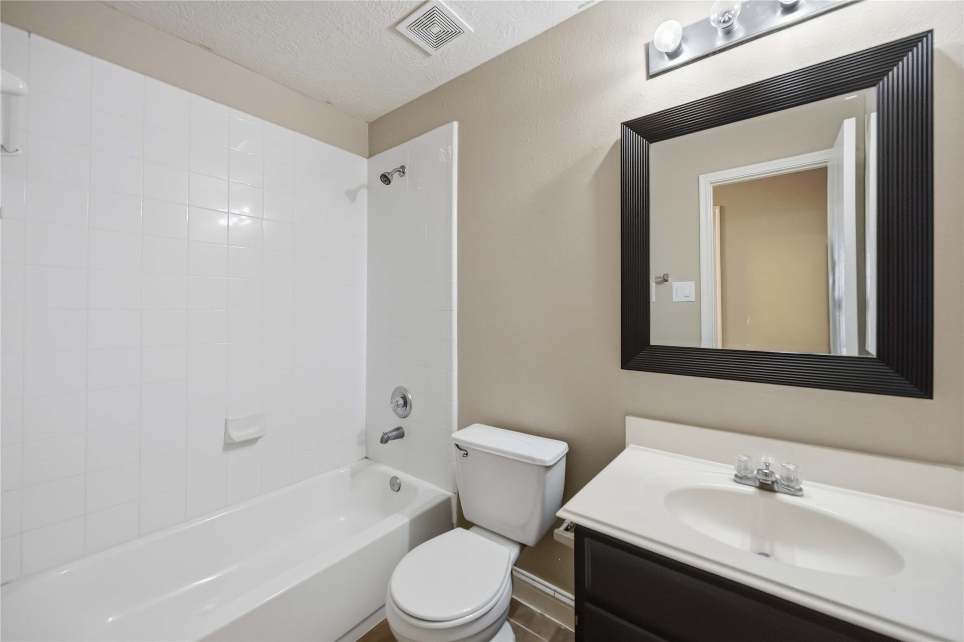 21366 Claretfield Court, Humble, TX 77338 21366 Claretfield Court, Humble, TX 77338