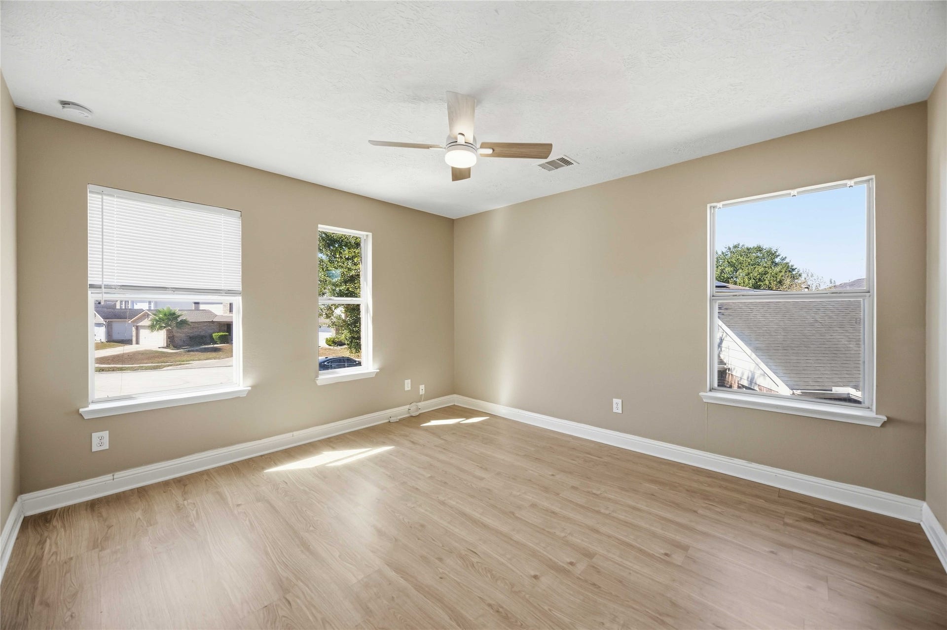21366 Claretfield Court, Humble, TX 77338 21366 Claretfield Court, Humble, TX 77338