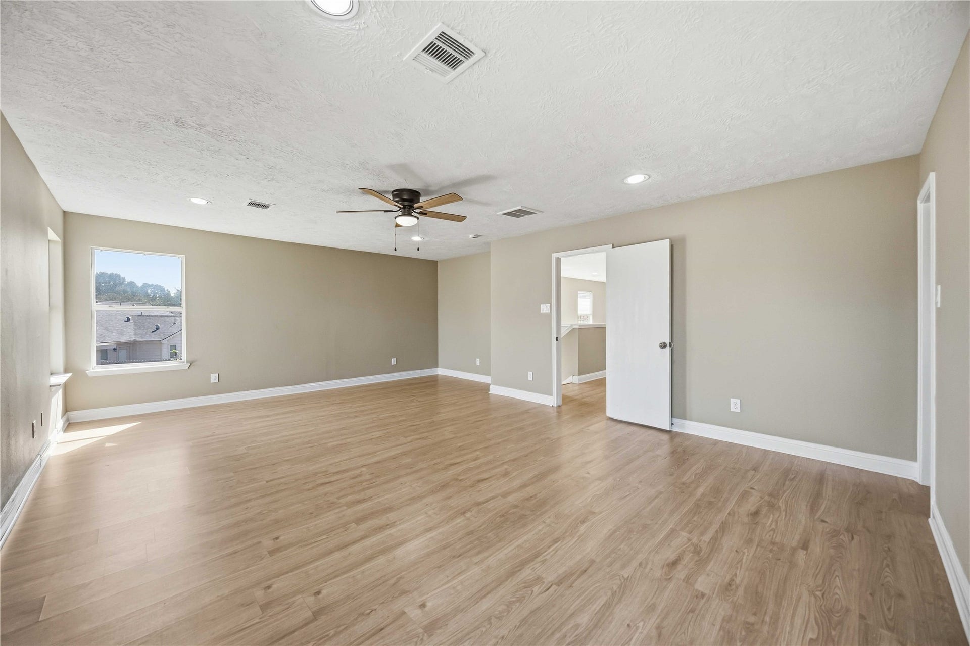 21366 Claretfield Court, Humble, TX 77338 21366 Claretfield Court, Humble, TX 77338