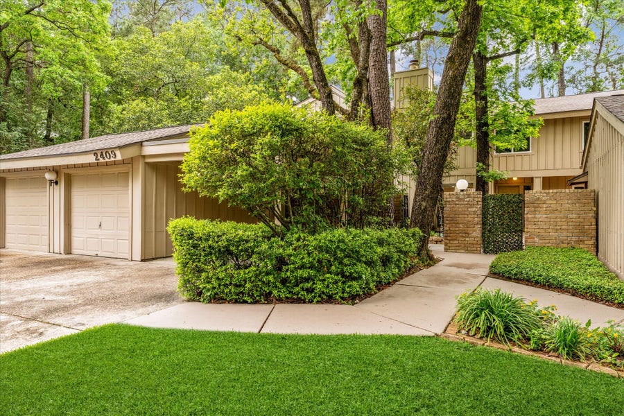 Property photo for 2409 W Settlers Way, The Woodlands, TX