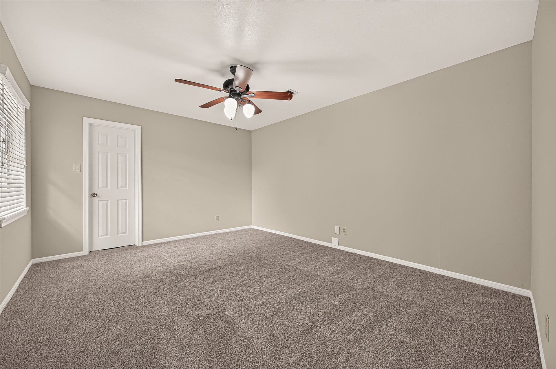 8007 Vickridge Lane, Spring, TX 77379 Second Bedroom at front of the house overlooking street