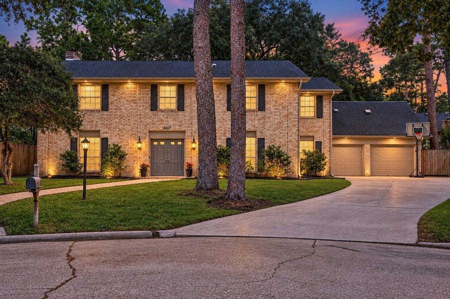 Property photo for 8007 Vickridge Lane, Spring, TX