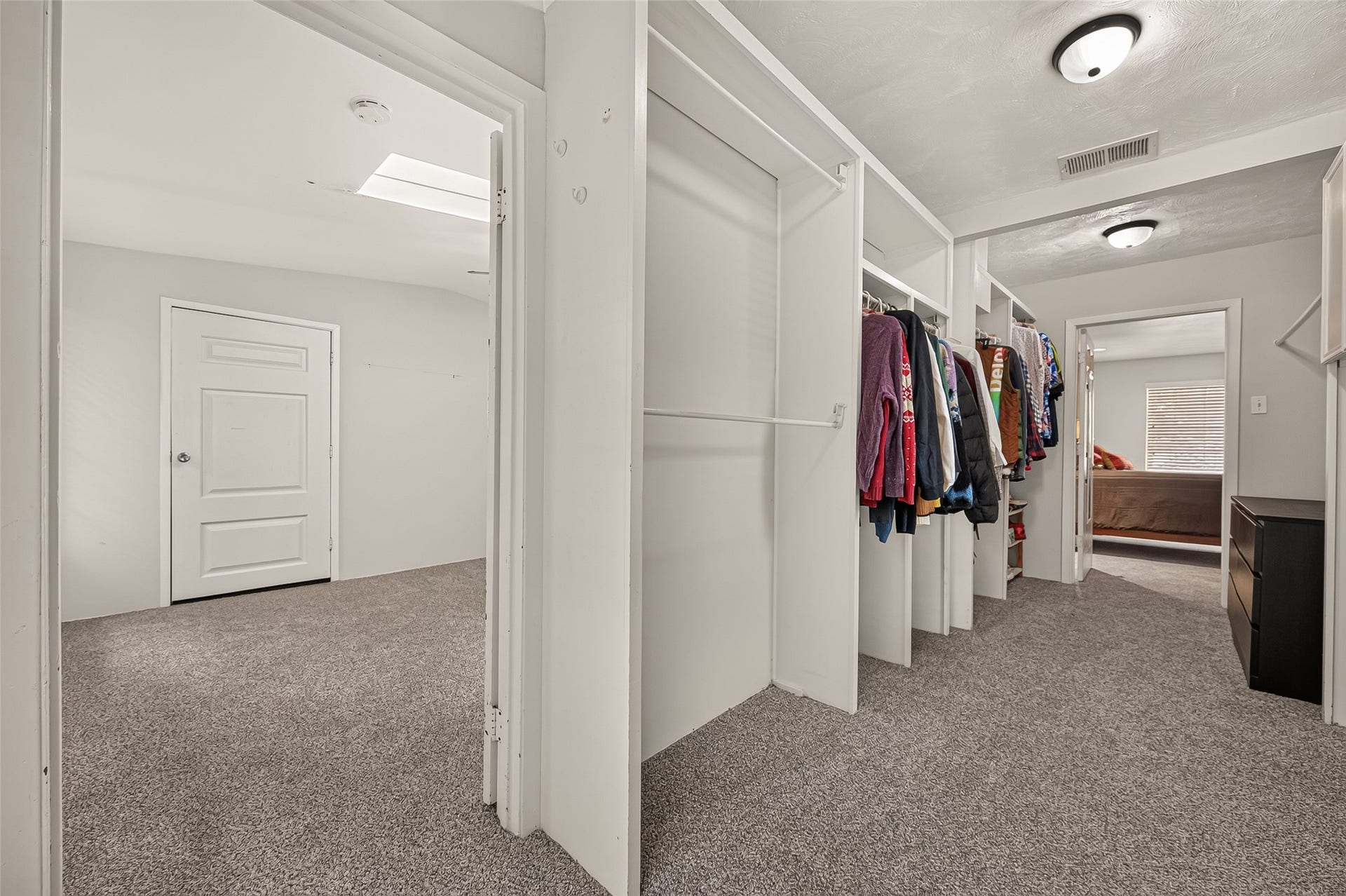 8007 Vickridge Lane, Spring, TX 77379 Spacious walk-in closet opens onto flex room