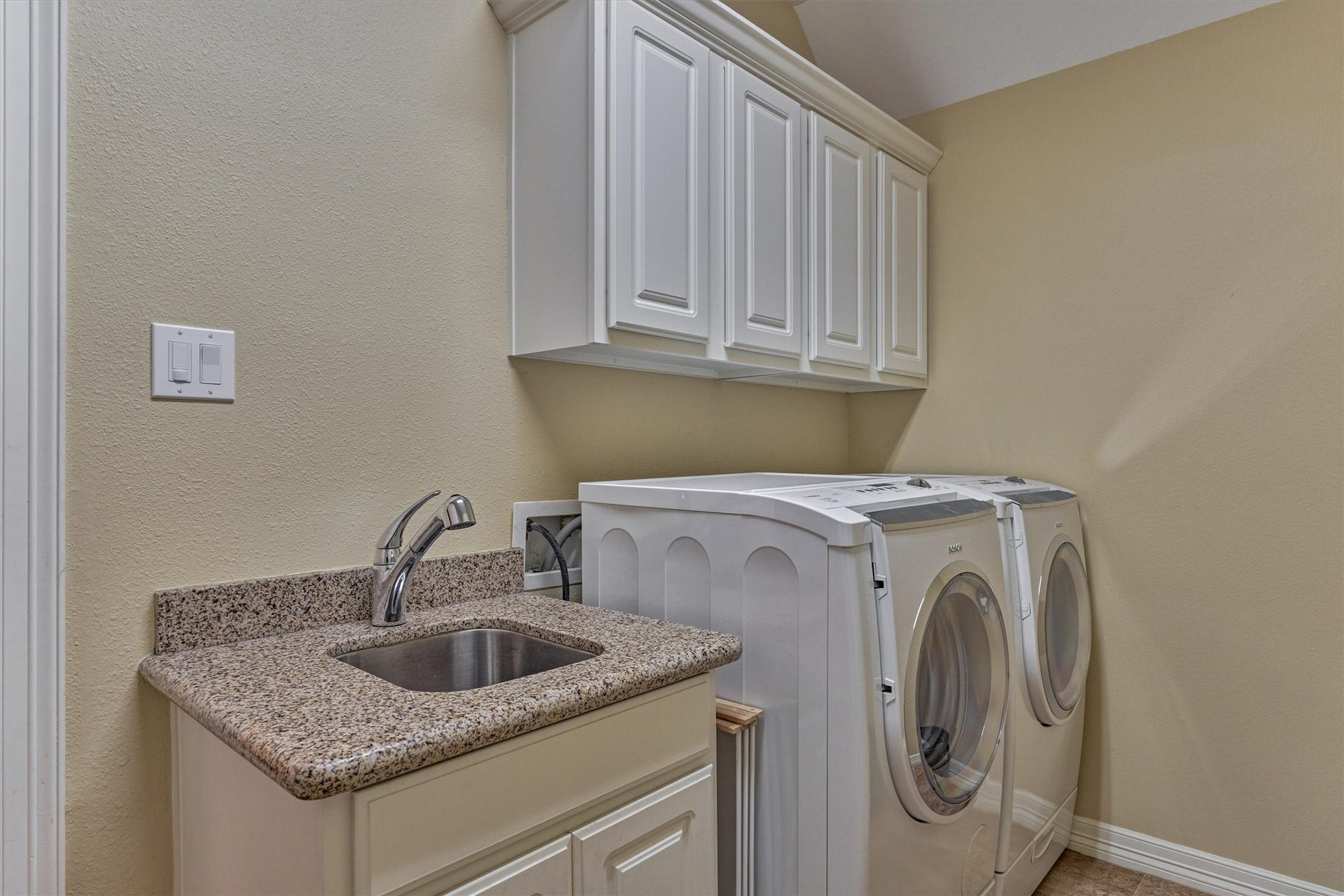 165 Silverwood Ranch Drive, Shenandoah, TX 77384 165 Silverwood Ranch Drive, Shenandoah, TX 77384