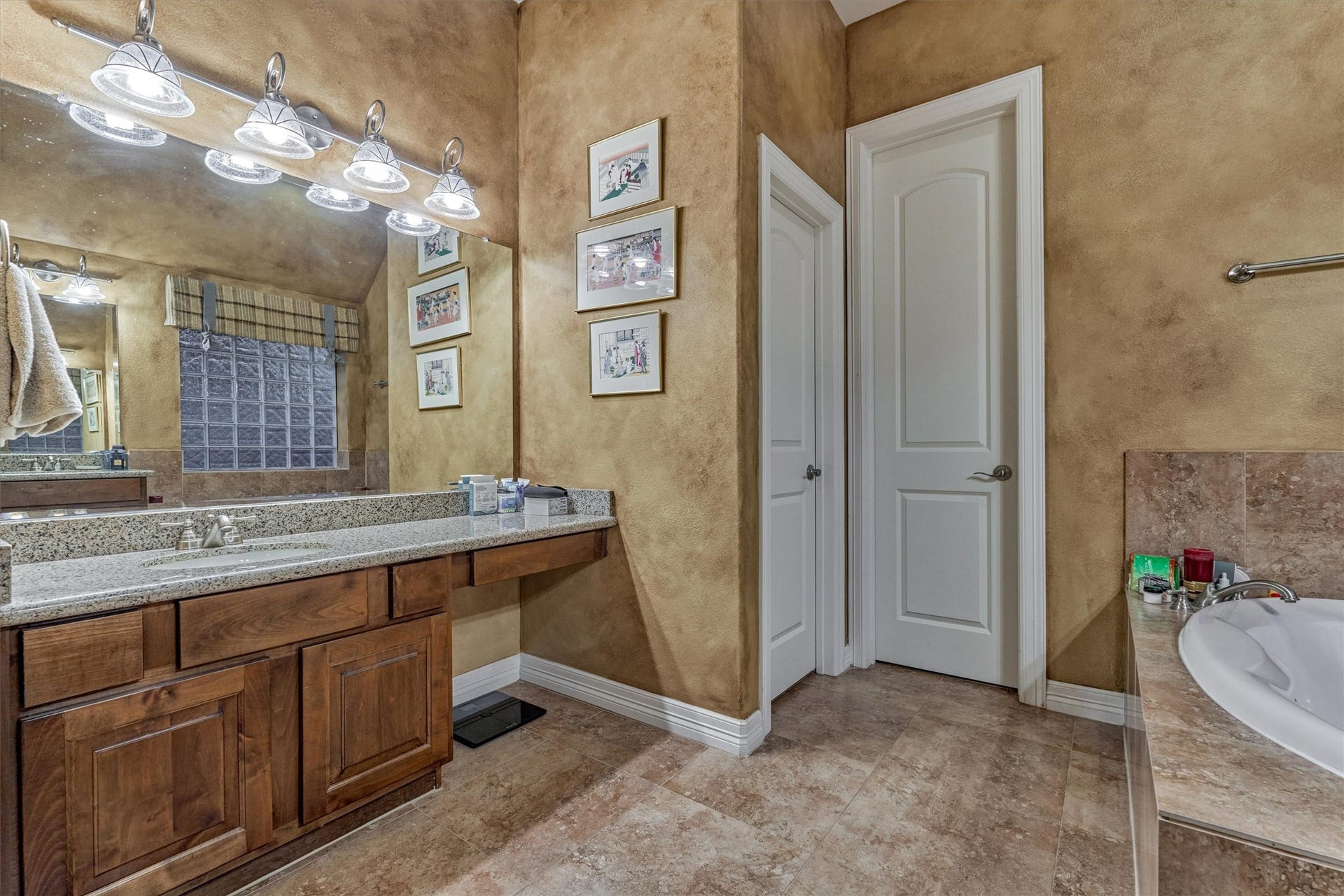 165 Silverwood Ranch Drive, Shenandoah, TX 77384 165 Silverwood Ranch Drive, Shenandoah, TX 77384