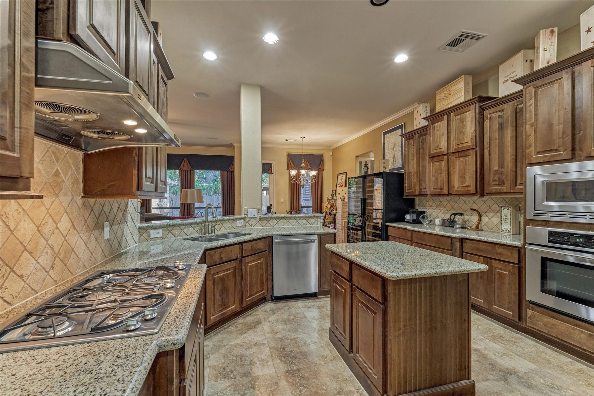 165 Silverwood Ranch Drive, Shenandoah, TX 77384 165 Silverwood Ranch Drive, Shenandoah, TX 77384
