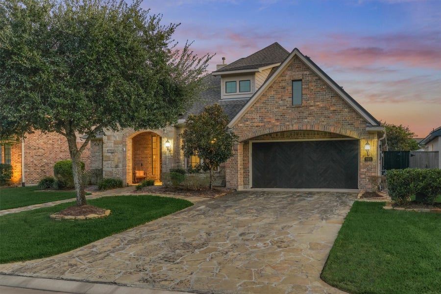 Property photo for 165 Silverwood Ranch Drive, Shenandoah, TX